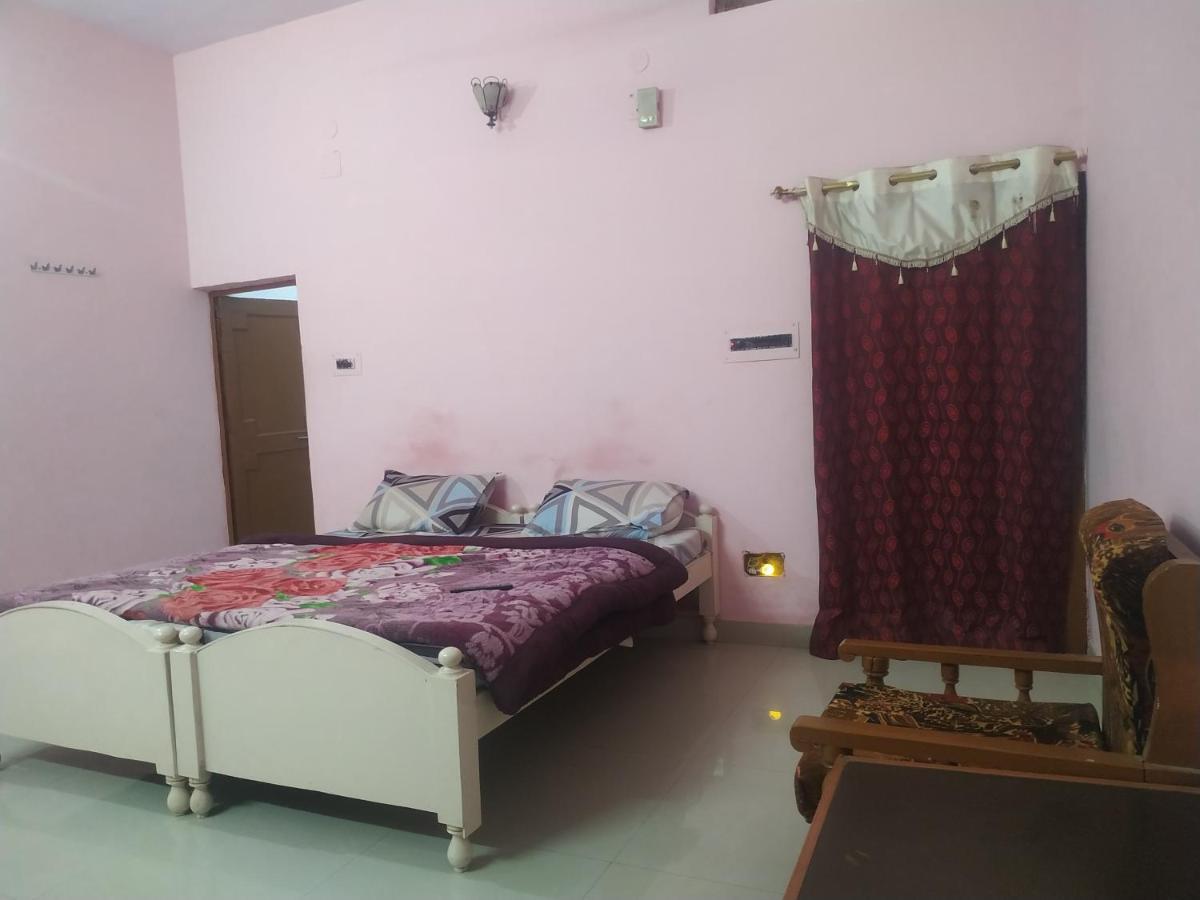 Hotel Shri Mahant Orchha 5 Mint Walking From Ram Raja Temple Eksteriør bilde