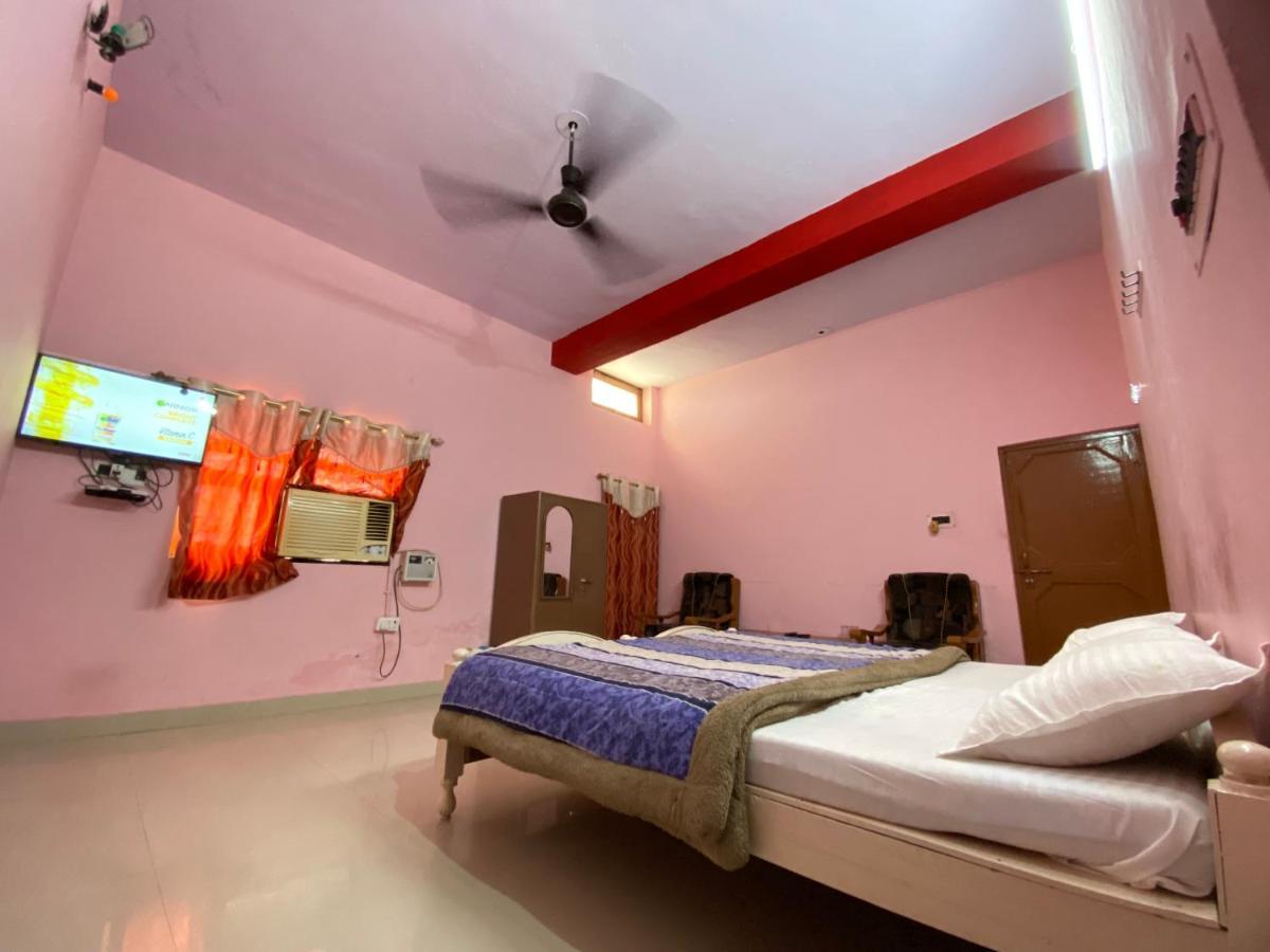 Hotel Shri Mahant Orchha 5 Mint Walking From Ram Raja Temple Eksteriør bilde