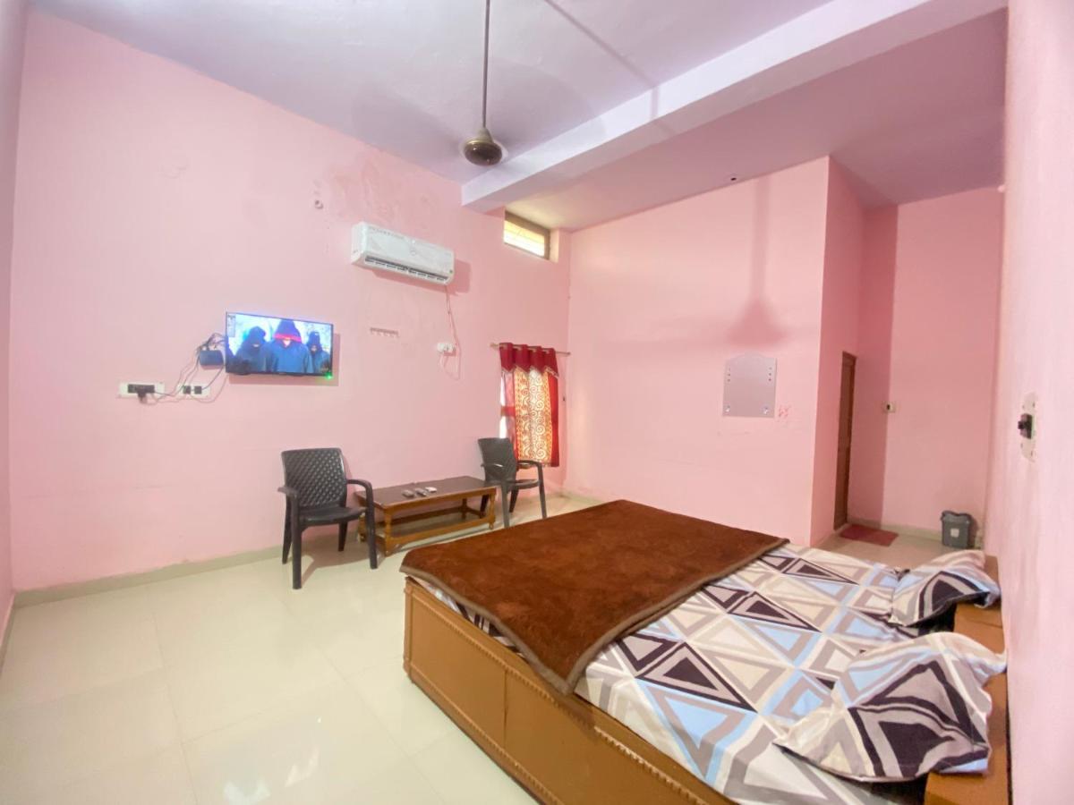 Hotel Shri Mahant Orchha 5 Mint Walking From Ram Raja Temple Eksteriør bilde