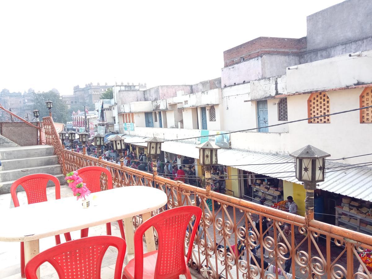 Hotel Shri Mahant Orchha 5 Mint Walking From Ram Raja Temple Eksteriør bilde
