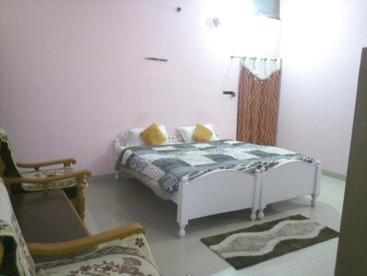 Hotel Shri Mahant Orchha 5 Mint Walking From Ram Raja Temple Eksteriør bilde
