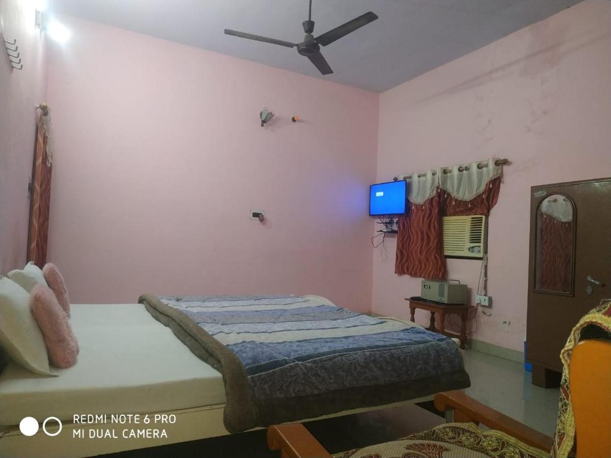 Hotel Shri Mahant Orchha 5 Mint Walking From Ram Raja Temple Eksteriør bilde